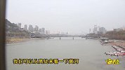 它是古老黄河上的第一座公路桥，由德国人建造，100年后仍在使用