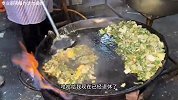 藏在菜市场里最偏僻的位置，1份海蛎煎只要15，阿姨已经做了40多年