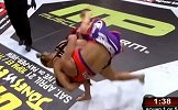 MMA十大地面战KO！十字固女王隆达罗西把塔特按在地上摩擦