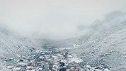美醉了！初春的九寨沟下雪了