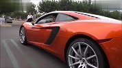 超级跑车 迈凯轮McLaren MP4-12C怒吼加速