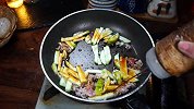 炒丝瓜的做法，百吃不腻的丝瓜炒肉，超级开胃