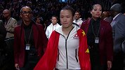 沧海一声笑 张伟丽出场状态轻松