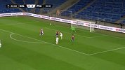 第81分钟巴塞尔球员弗莱射门 - 打偏