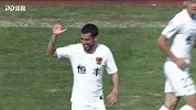 2-0！莫塔小角度任意球似传似射 击中后卫折线破门