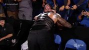 WWE-15年-RAW第1165期：挂王怀亚特单挑 -花絮