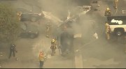 美国洛杉矶一架小型飞机起飞后坠毁 事故致2人死亡