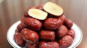 红枣营养好，怎么吃最营养？生吃还是泡水喝