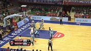 CBA-1617赛季-常规赛-第26轮-丝毫不惧防守 帕戈强突王哲林轻松上篮-花絮