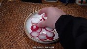 红醋泡萝卜怎么泡又脆又好吃，像我这样泡的红醋萝卜又脆又好吃