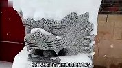 看看东北有多冷，雕像都冻流鼻涕了
