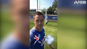 撸完串就跑步 前英格兰队长大展职业精神