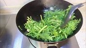 蒜蓉茼蒿清脆爽口，简单味美，5分钟搞定