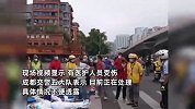 行车监控曝光！成都一救护车与出租车相撞，救护车侧翻在地