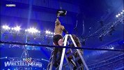 WWE-17年-合约阶梯大赛经典时刻：CM朋克第25届摔跤狂热大赛强势夺得合约公文包-专题