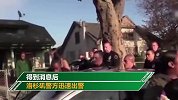 洛杉矶女童1岁生日40人聚会 警察手持枪械强制市民疏散