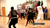 街球-16年-出众爆发Hold住全场 骚年统治级表现引尖叫-专题