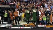 NCAA-1415赛季-爆发激烈群殴 德克萨斯与贝勒大学7人被罚下-专题