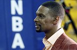 【NBA后台秀场】波什搞笑点评前队友的衣着风格 唯独认不出韦德