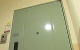 5岁女孩被亲妈锁进行李箱2小时 浑身是伤送医抢救无效死亡