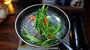 空心菜正确焯水方法，给大家分享一道空心菜的焯水方法