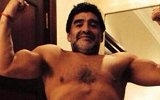 3分钟看尽马拉多纳体态变化 53岁时球王曾减重40斤大秀肌肉