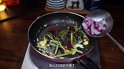 苋菜要焯水还是直接炒
