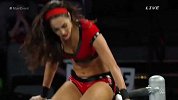 WWE-14年-ME第103期：贝拉 娜奥米上演终极撕逼大战-花絮