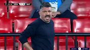 第21分钟格拉纳达球员肯尼迪进球 格拉纳达2-0那不勒斯