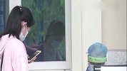 为憋尿做B超女子半小时喝5瓶水 致水中毒失去意识