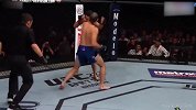 UFC周最佳KO！奥特加销魂上勾 “松鼠”金身不保
