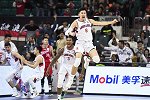 神了！司坤0.1秒极限出手压哨三分绝杀青岛 广州终结15连败