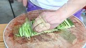 猪肝这样做，比水煮的简单，比爆炒的好吃，做法简单鲜嫩又入味