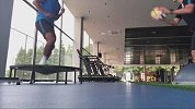 看腿猜球员 中超外援po出不露脸训练视频
