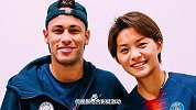 王霜：和内马尔合影很激动 他待在巴黎比在巴萨更好