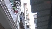 【广东】被子楼顶晾晒被风吹走 老人去抓不幸失足5楼坠亡