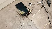 魅族手机充电时突然爆燃 机主：购买多年不知具体型号