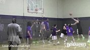 街球-14年-实战扣将黑白双煞Jonsey和Joe_Ballard劲爆360度大风车对决-专题