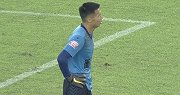 我是谁我在哪？U23门将2神奇失误怀疑人生 球队6连败垫底
