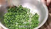 早餐别出去买了，在家做千层鸡蛋饼，比卖的好吃，营养丰富吃着香
