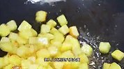 家里有剩土豆的，你就像我做个孜然火腿土豆丁，香辣过瘾太好吃啦