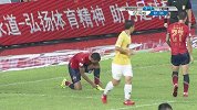 还是普雷西亚多！ 深圳锋霸扛住后卫右脚爆射击中立柱