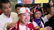 辽宁球迷：天没亮就来了 希望单防詹姆斯的男人带我们夺冠！