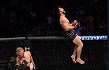 一分钟看比赛：UFC开年大戏上演终结盛宴