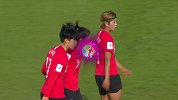 韩国队前场打出精彩配合 李琴敏小角度抽射破门