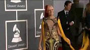 [风尚最前沿]54届格莱美颁奖红毯 女星最爱透视BlingBling