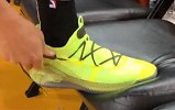 【鞋圈儿】库里最爱荧光绿配色！季后赛上脚全新配色curry6