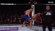 UFC-18年-本周最佳KO：安德斯二连重击让你眼冒金星-专题