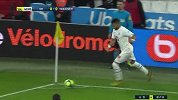 第43分钟马赛球员阿尔瓦罗·冈萨雷斯射门 - 打偏