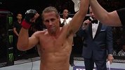 UFC-16年-UFC ON FOX 22：雏量级法贝尔vs皮克特集锦-精华